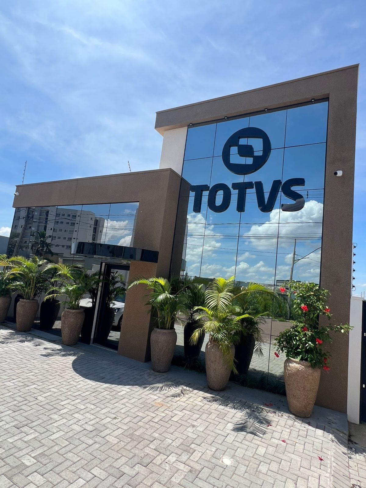 Gigante da tecnologia abre escritório em Sinop