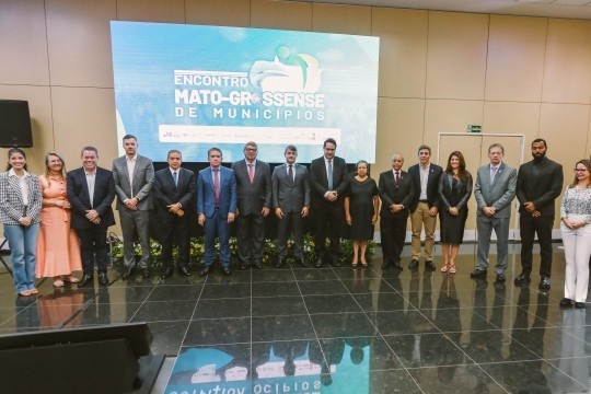 TCE-MT firma pacto para fortalecer a educação na primeira infância