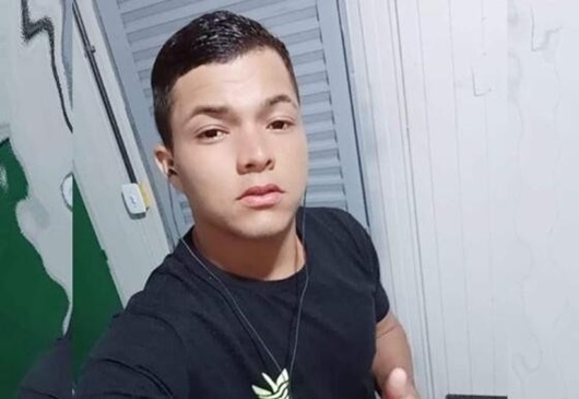 Polícia encontra corpo de homem morto pelo ex da namorada; suspeito fugiu