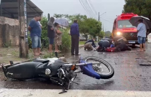 Sinop: Motociclista é socorrido em estado grave após colisão com pick-up
