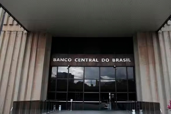 Banco Central sobe Selic para 14,25%. Como isso afeta o agro?