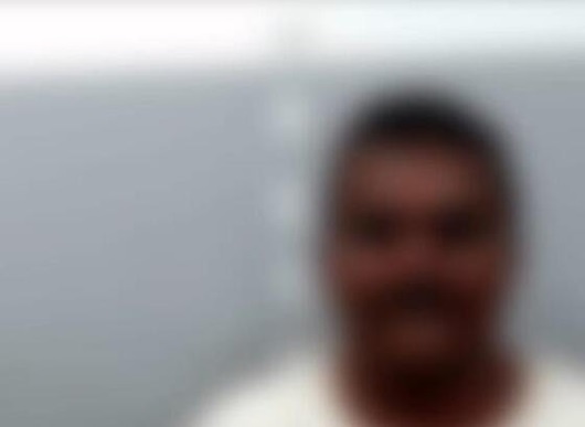 Bêbado esquece panela de pressão no fogão e espanca filho de 7 anos