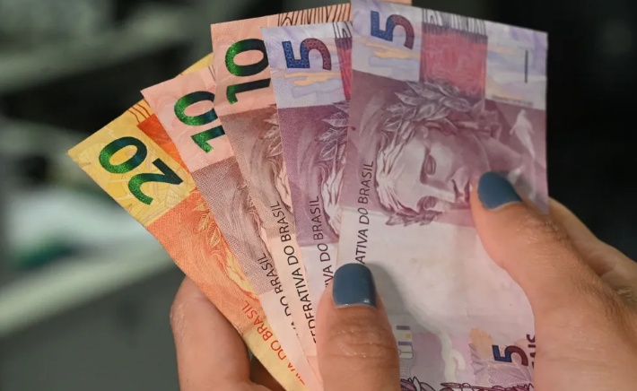 Mais de 57 mi de brasileiros estão endividados e nem sabem, diz Serasa