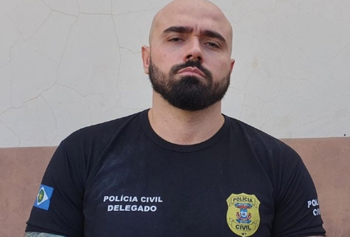 TJ solta delegado, mas impõe tornozeleira e trabalho remoto