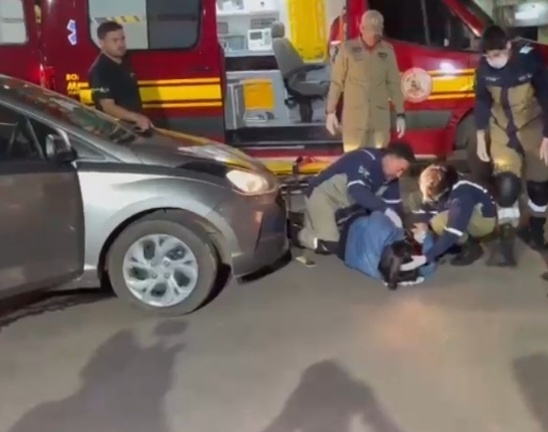 Sinop: Carro corta preferencial e atinge motociclista