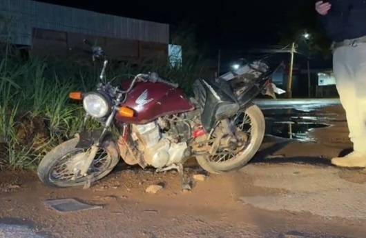 Motociclista fica ferido após colisão com carro na BR-163