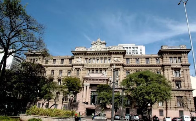 Juiz de São Paulo é acusado de usar identidade falsa por mais de 40 anos e 'enganar instituições'