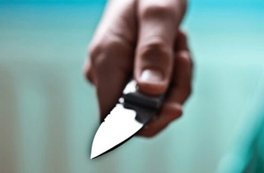 Homem ameaça jovem de 22 anos com canivete após programa e acaba preso