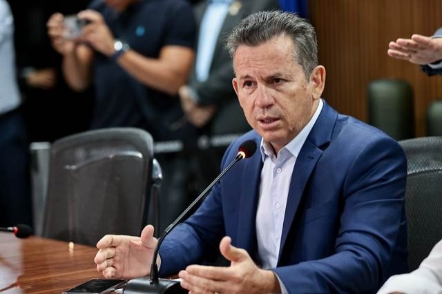 Governador critica deputados que apoiam mercadinhos em presídios e cobra nomes