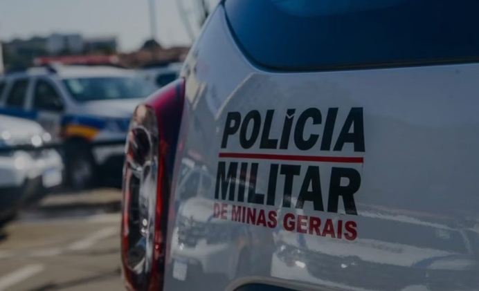 Mulher mata namorado e coloca fogo no corpo ao encontrá-lo com a filha dela na cama em Minas Gerais