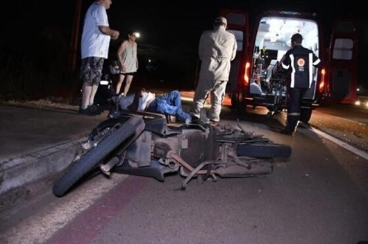 Motociclista fica gravemente ferido ao atropelar cavalo em BR