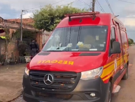 Bombeiros socorrem homem esfaqueado pelo ''amigo'' em Sinop