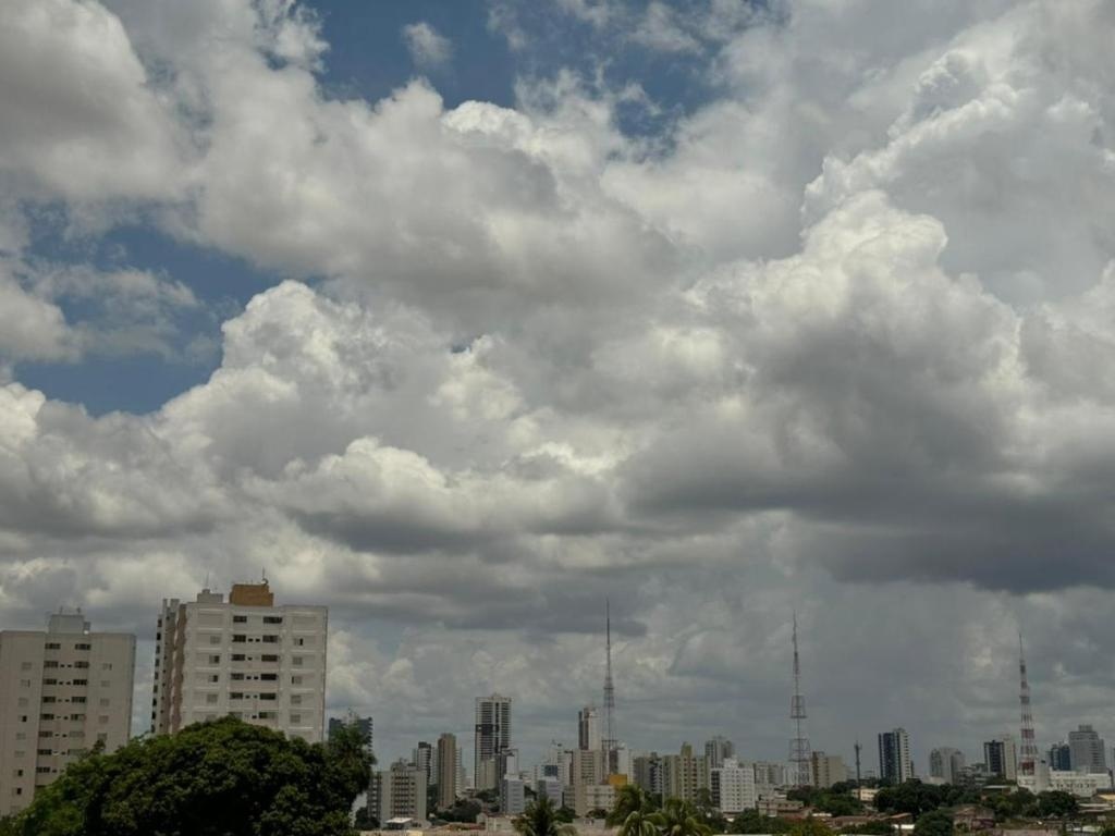 Fim de semana será de calor com risco de temporal em MT, alerta Inmet