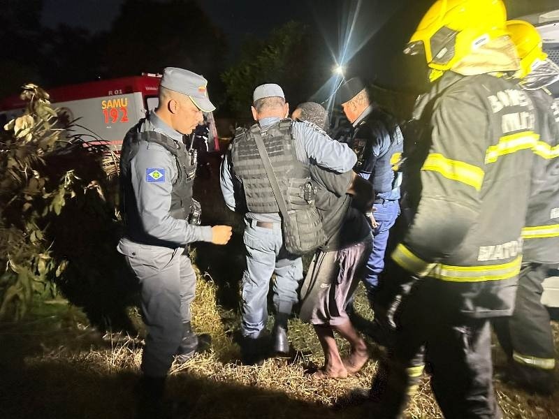 Mulher que teve o corpo queimado com gasolina pelo irmão está em estado grave