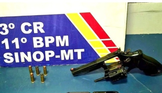 Bando invade chácara e faz casal e filha de 1 ano reféns em Sinop