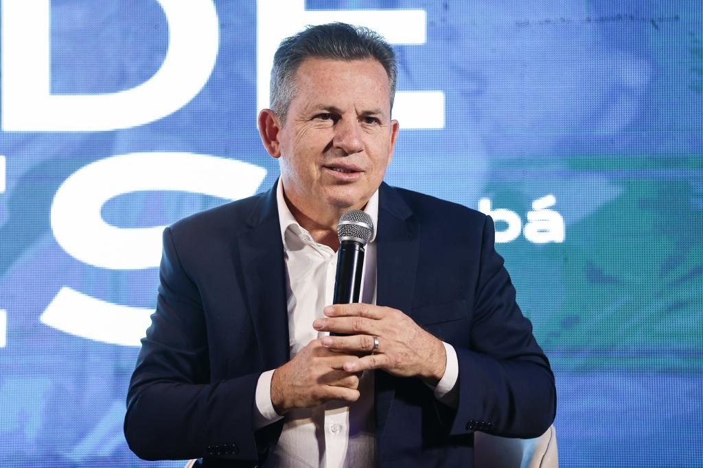 Governador sanciona lei que multa em R$ 5 mil quem jogar lixo em espaços públicos