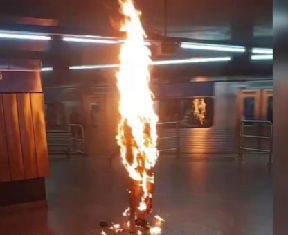 Homem coloca fogo em si mesmo em metrô em SP; ele foi salvo por agentes da estação