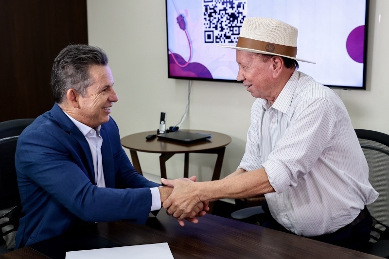 Prefeito e governador formalizam convênio de R$ 14mi para equipar Hospital Municipal de Sinop