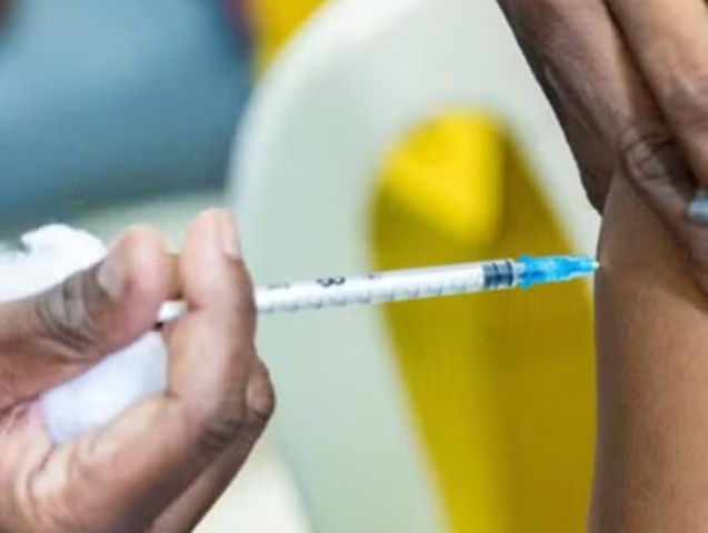 Mais de 80% das mortes por síndrome respiratória em MT foram de pessoas não vacinadas
