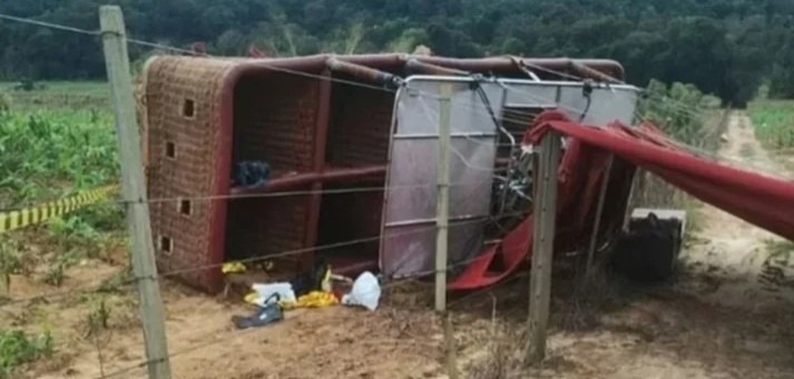 Balão com 33 passageiros cai no interior de SP e mulher grávida morre