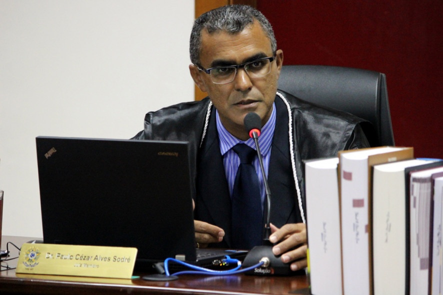 Juiz autoriza família de tetraplégico a plantar maconha medicinal
