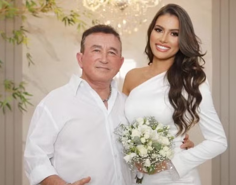 Acusado de traição, Amado Batista tomou 'plus de testosterona' para se casar com miss de MT 51 anos mais jovem