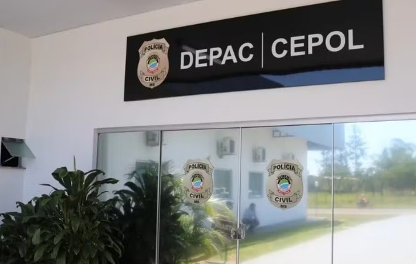 Pai ri de ameaça e é morto a facadas pelo filho dentro de casa em MS