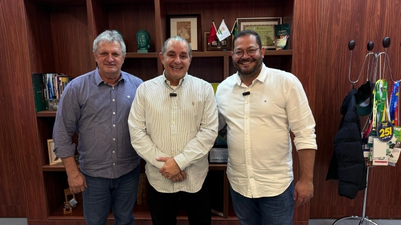 Cuiabá: Vice-prefeito Paulinho Abreu garante R$ 500 mil em recursos para o aniversário de Sinop