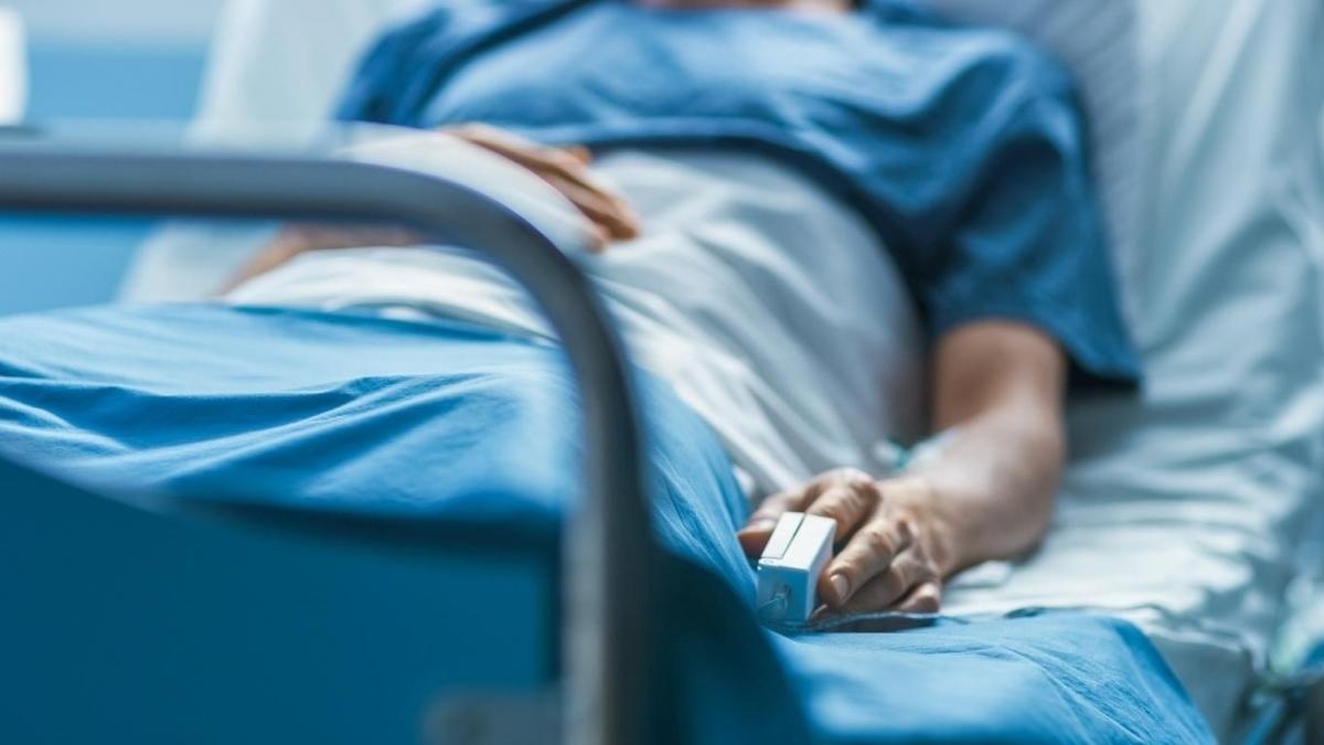 Mulher é internada para operar fêmur e sai de hospital com pinos na perna errada