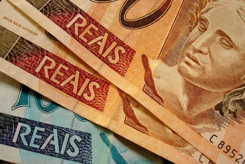 Valores a receber: brasileiros ainda pode resgatar R$ 10 bilhões esquecidos em instituições financeiras