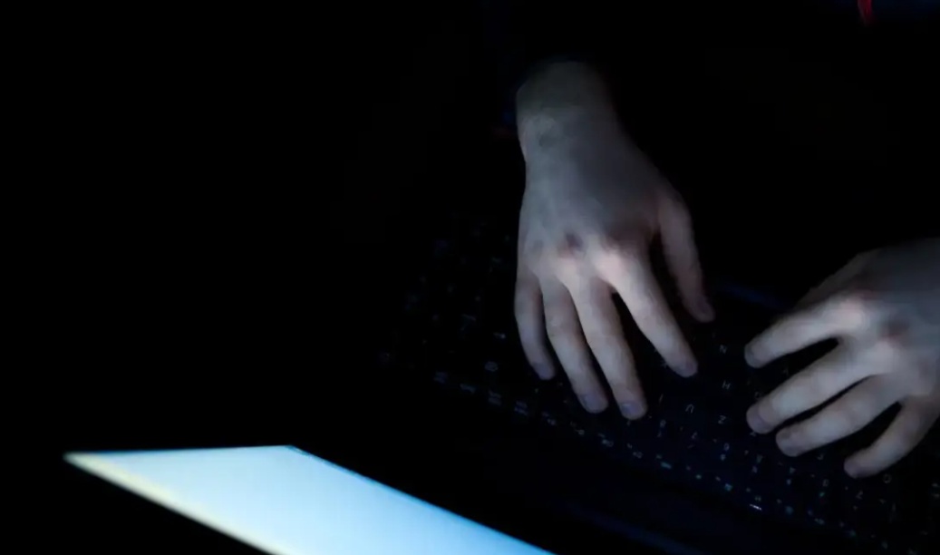Morador de Sinop é preso ao se passar por menina de 10 anos para atrair crianças em jogos online