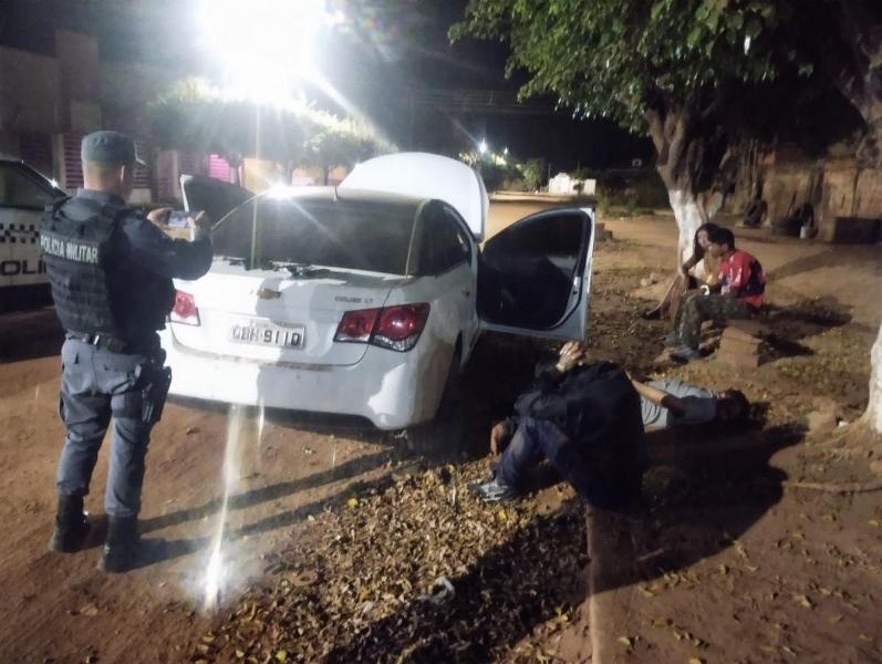 Quadrilha é detida durante 'reunião' para planejar assassinatos na fronteira