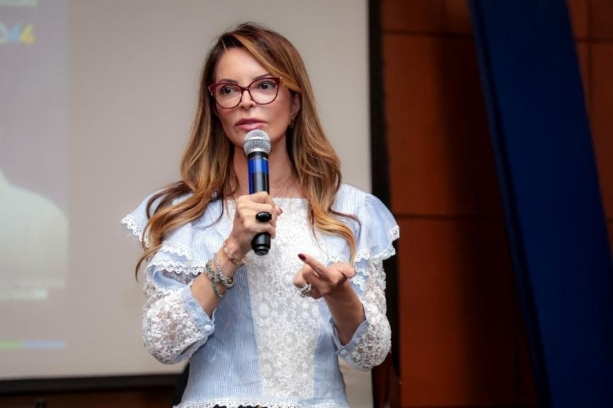 Virginia Mendes admite disputar vaga na Câmara Federal, mas que decisão depende da família