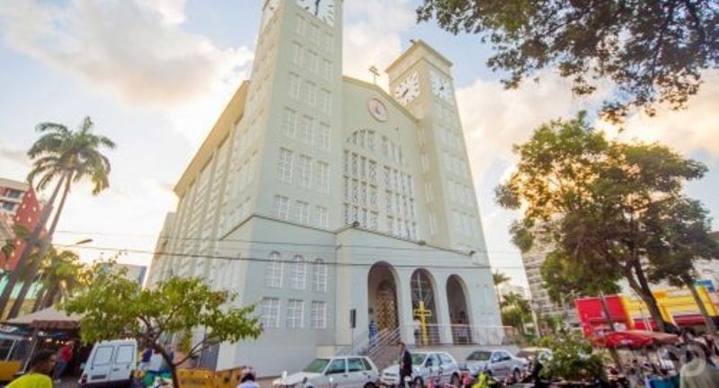 Catedral de Cuiabá ganha destaque nacional em perfil do Ministério do Turismo