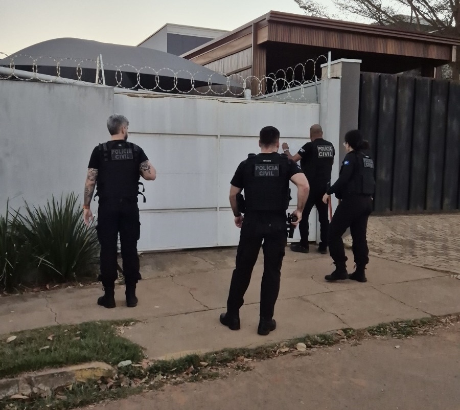 Polícia Civil cumpre mandados contra mandantes e executor de assassinato de advogado em Nova Ubiratã