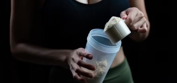 Por que o whey protein é considerado um ultraprocessado e o que isso significa para a sua saúde