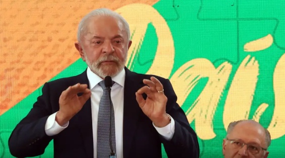 Lula diz que vai convidar Trump para a COP30, em Belém