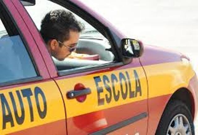 Fim da obrigatoriedade da autoescola deve gerar economia de R$ 9 bi ao ano