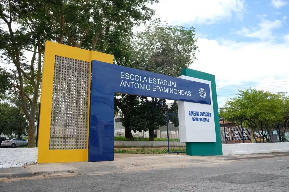 Estudante é agredido por sete colegas dentro de banheiro de escola em Cuiabá
