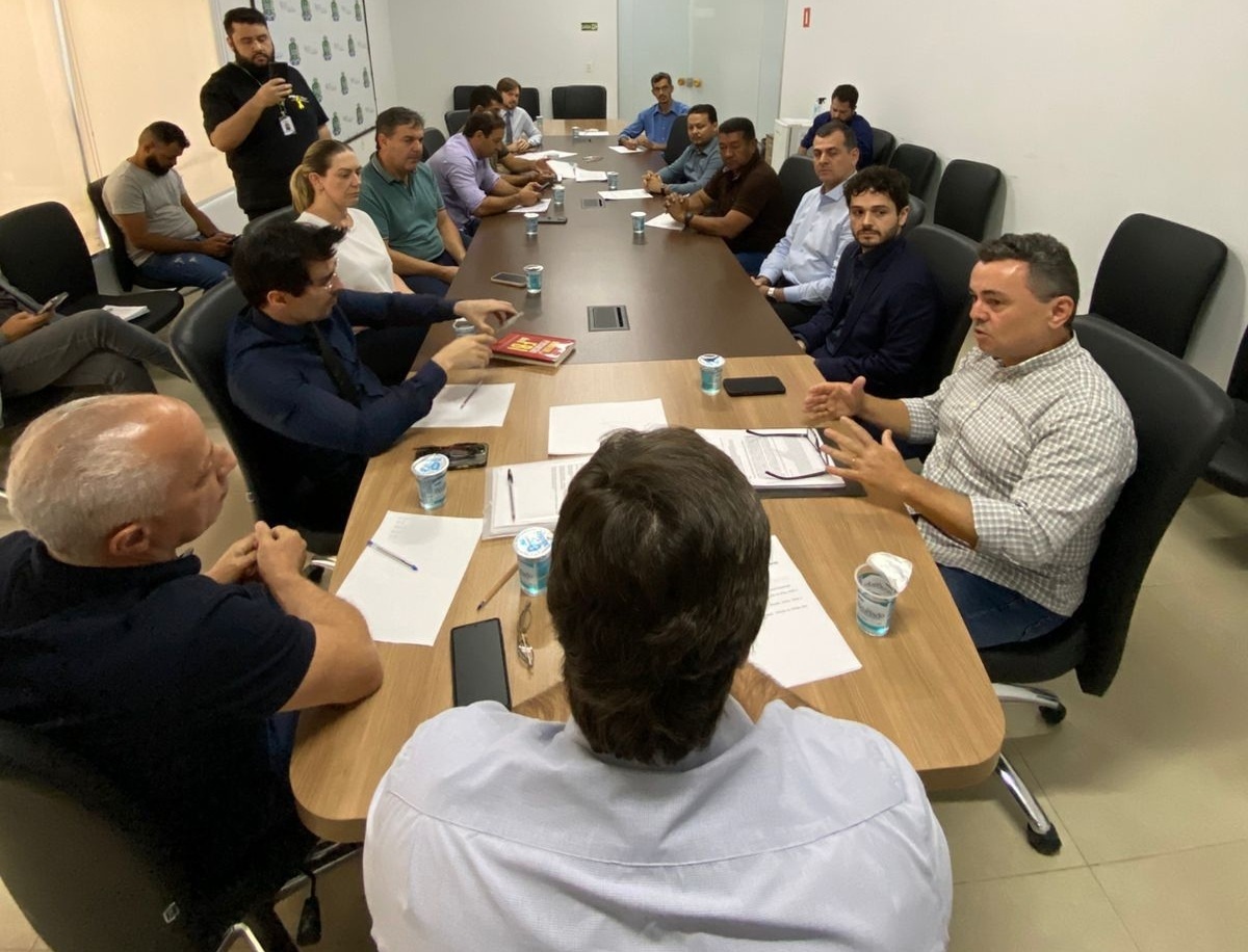 Discutindo o imposto da construção