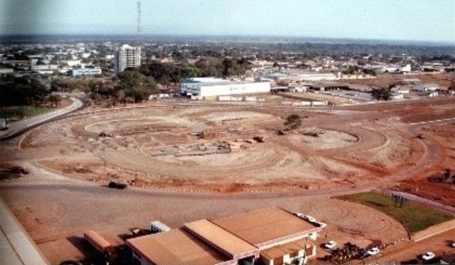 Anos 90, Sinop atinge a maioridade sem os pais fundadores