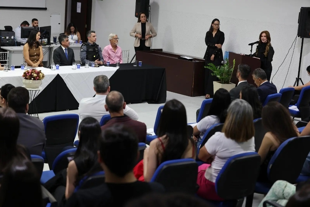 Fórum de Sinop homenageia pioneiros e promove ação solidária em celebração aos 40 anos