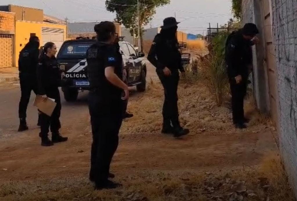 Empresários são alvos da PC por infiltrar caminhões em fazendas para furtar soja e insumos agrícolas