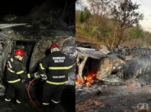 Caminhão tomba e motorista morre carbonizado