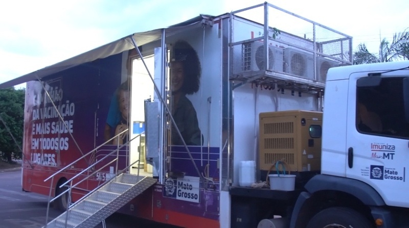 Unidade móvel oferece vacinação em horários alternativos e percorre bairros de Sinop nesta semana