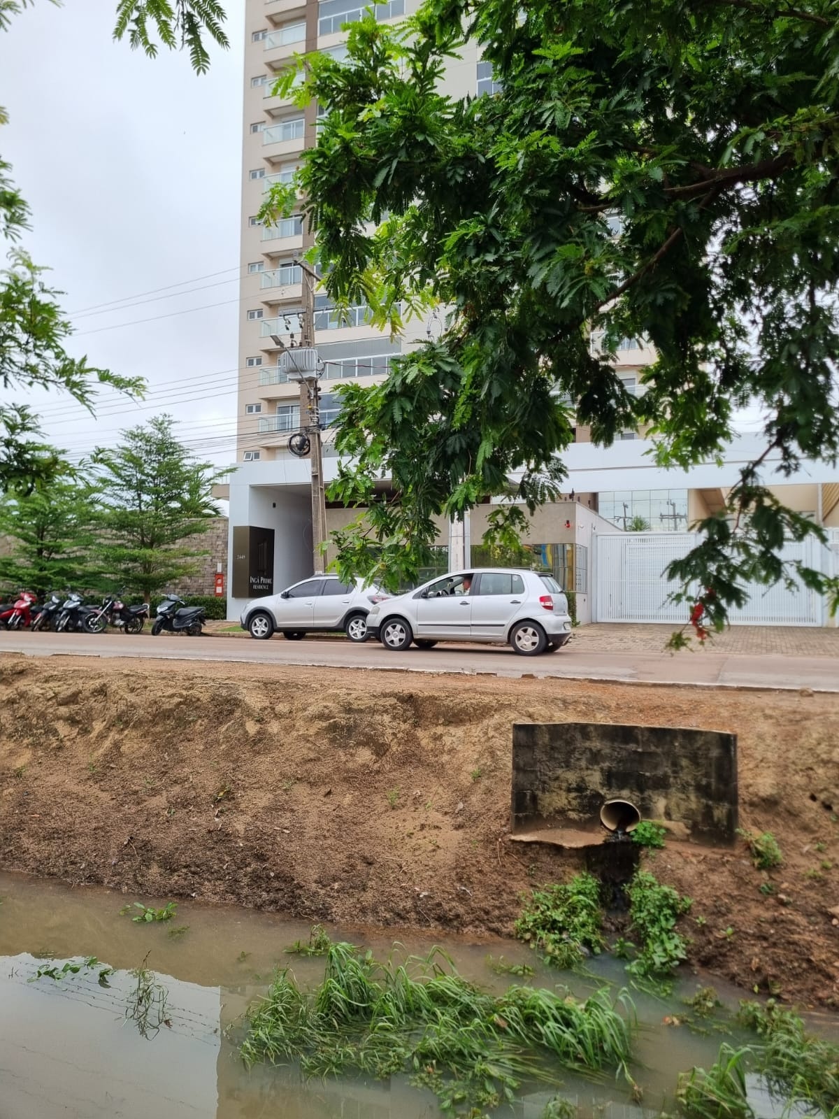 Edifício de luxo é notificado por órgão ambiental