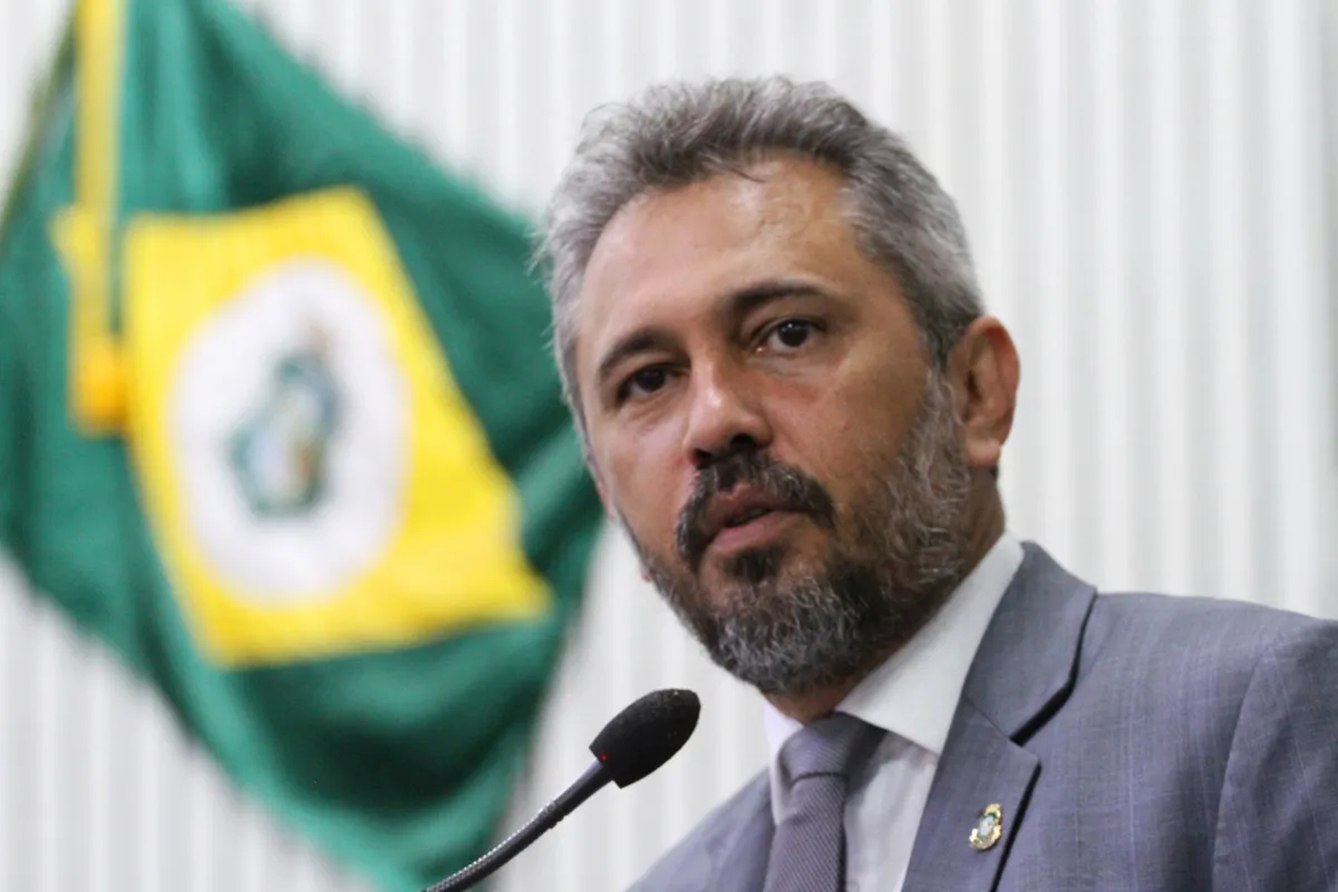 Real Time Big Data: Elmano é aprovado por 56% no CE; desaprovação é de 39%