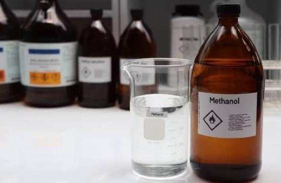 MP alerta bares e restaurantes de MT após casos de intoxicação com bebida alcoólica por metanol