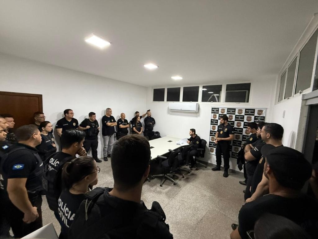 Polícia Civil de MT cumpre 36 ordens judiciais contra grupo que movimentou R$ 120 milhões com estelionato