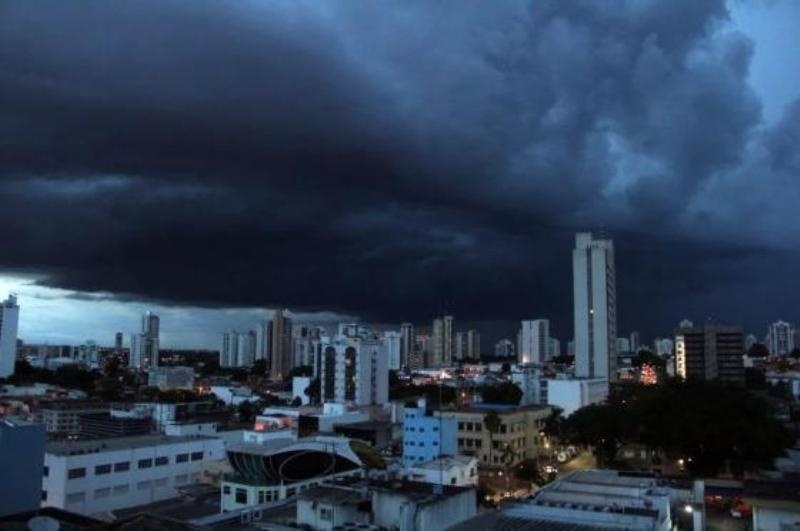 Ciclone no Sul do país traz alerta de chuvas intensas para Mato Grosso